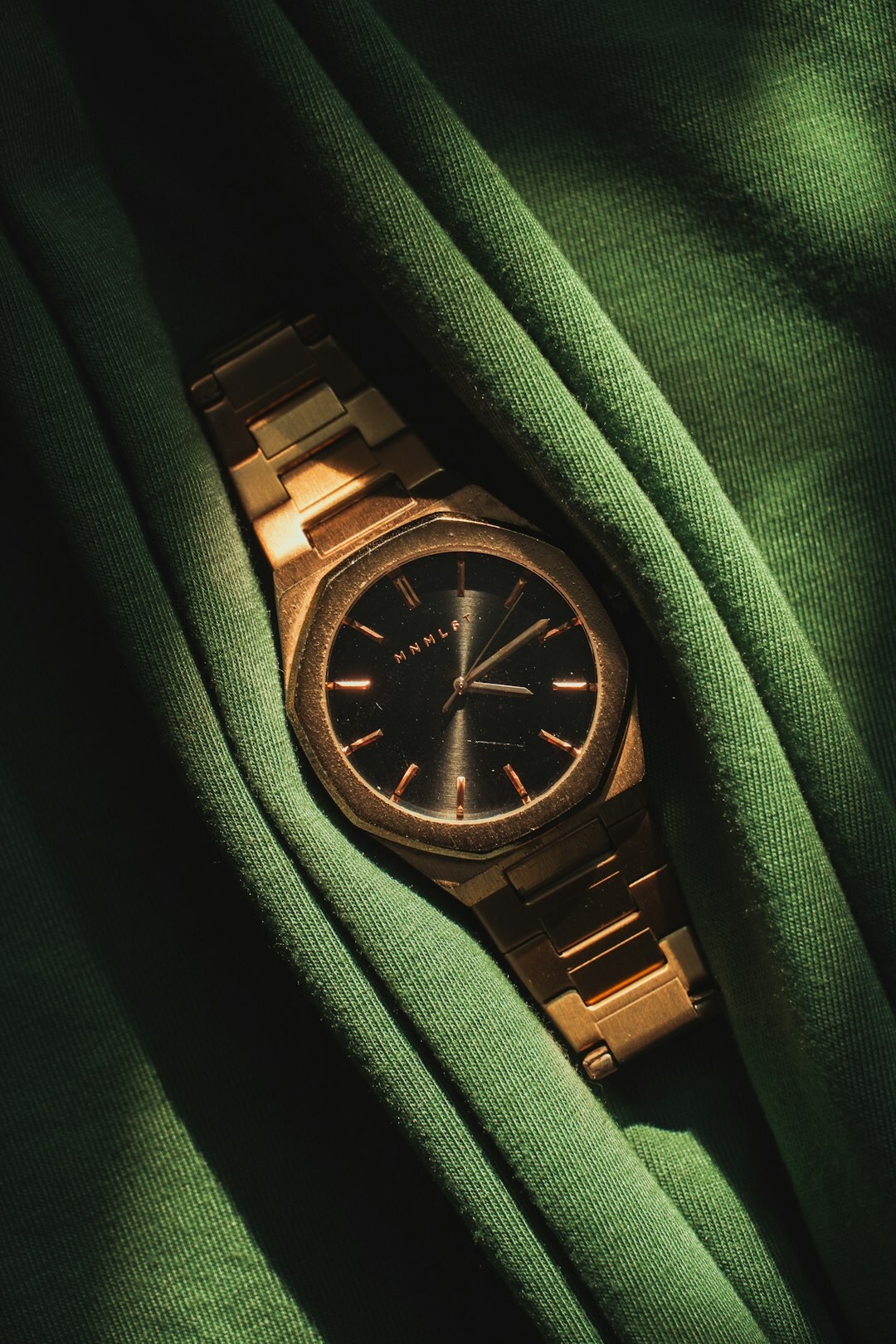 luxury watch display